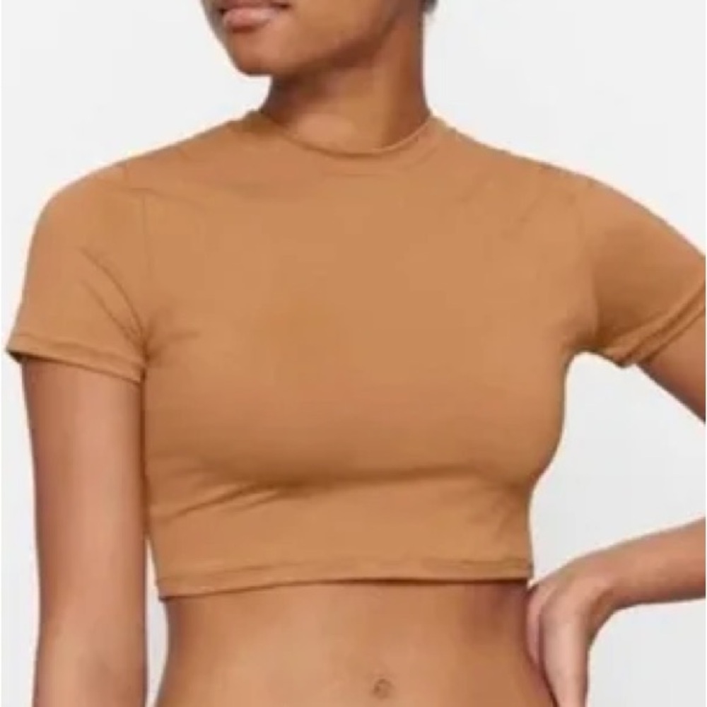 SKIMS TAN SWIM T-SHIRT